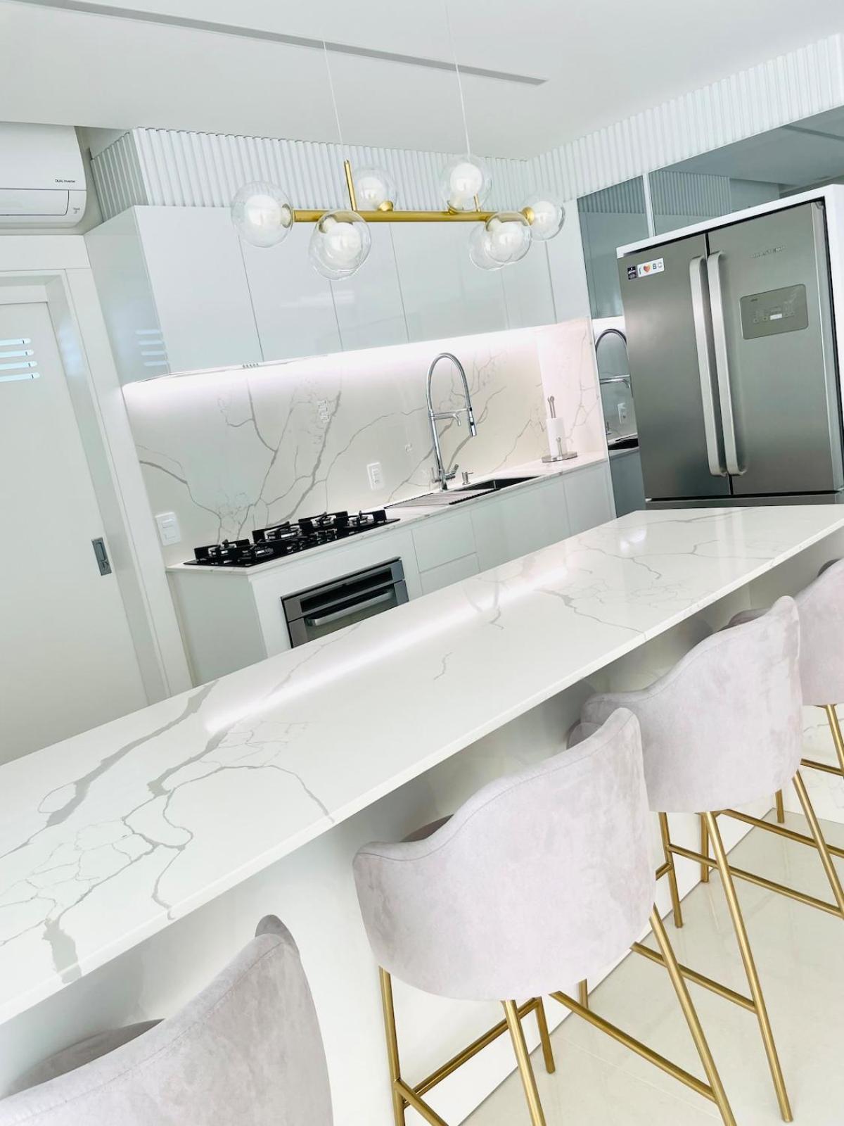 Apartamento Ape Eleganza | Bc | 150m Do Mar | Fg | 4 Qtos Balneario Camboriu